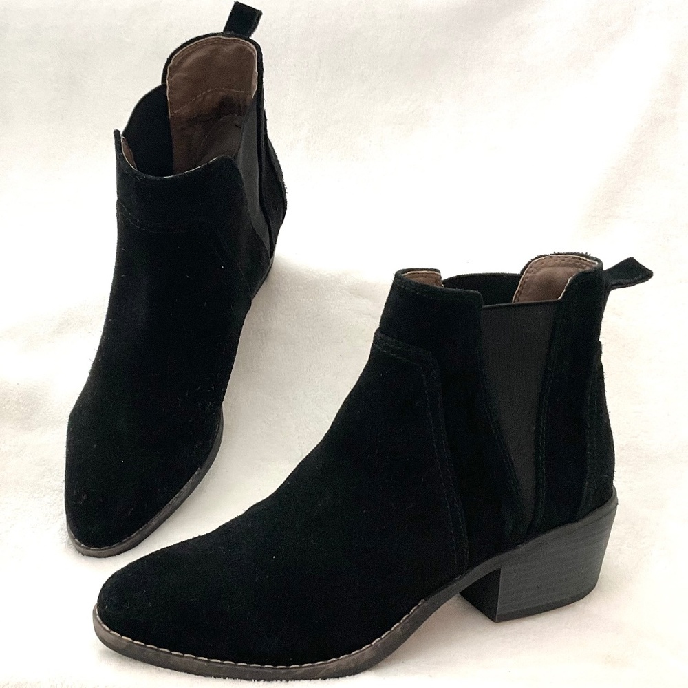 BLACK WHITE MOUNTAIN HALE SUEDE SLIP ON LEATHER ANKLE BOOTS BOOTIES SIZE 8M